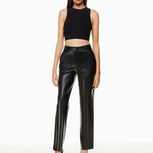 Aritzia Sculpt Knit Racer Cropped Tank